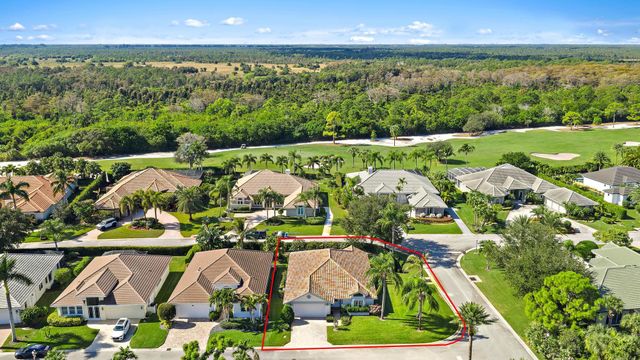 7998 SE Hempstead Circle, Hobe Sound, FL 33455