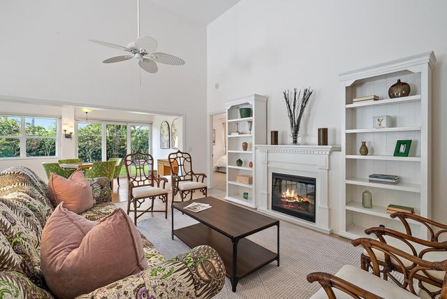 7998 SE Hempstead Circle, Hobe Sound, FL 33455