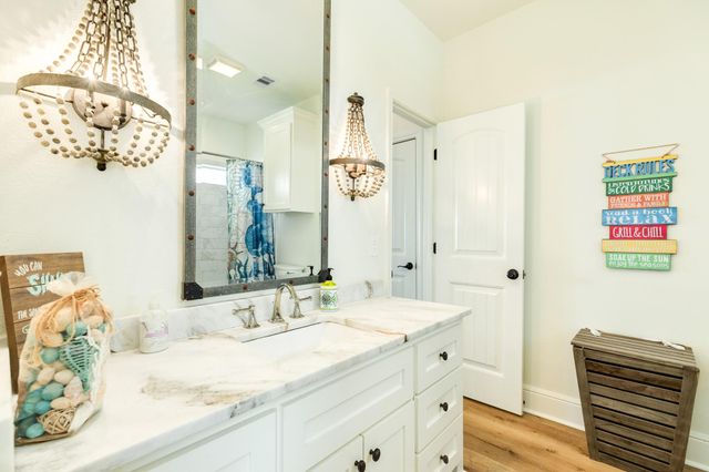 998 Austin Drive, Gilchrist, TX 77617