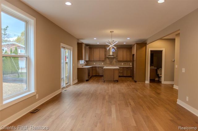 924 Carrington Drive, Northville, MI 48167