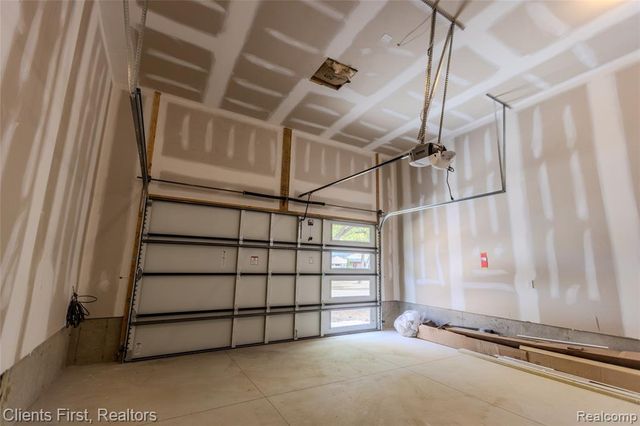 924 Carrington Drive, Northville, MI 48167