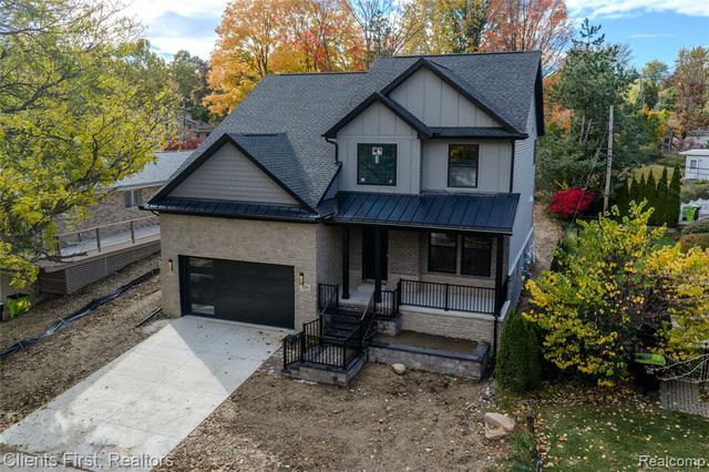 924 Carrington Drive, Northville, MI 48167