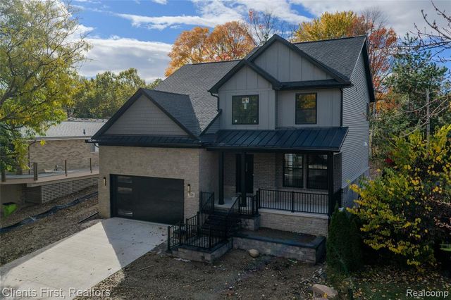 924 Carrington Drive, Northville, MI 48167