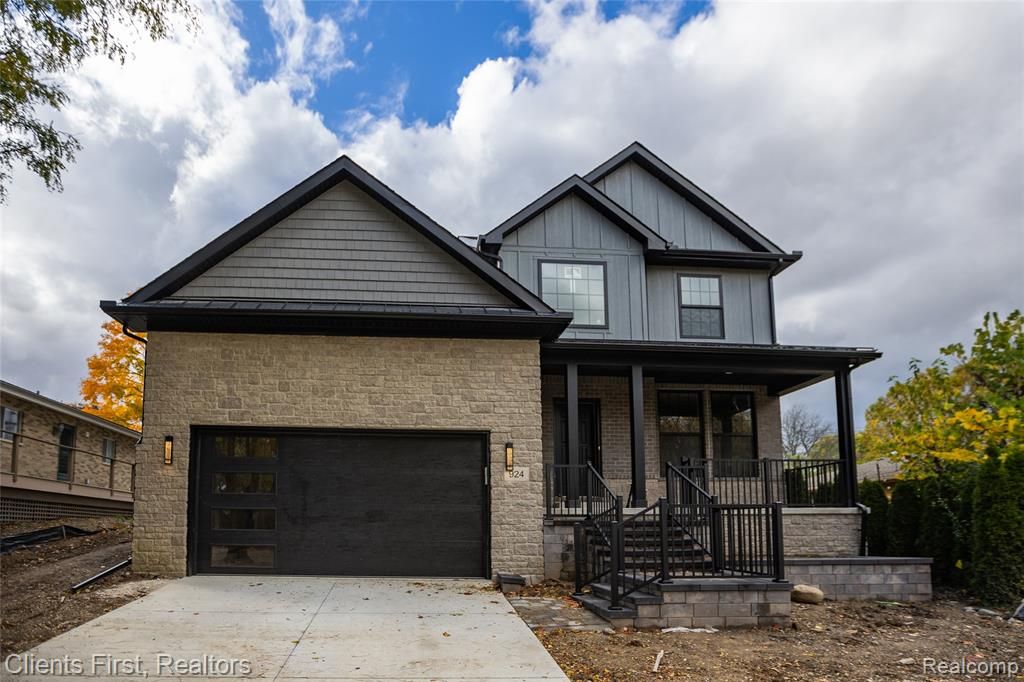 924 Carrington Drive, Northville, MI 48167
