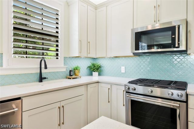 12401 Canal Grande DR, Fort Myers, FL 33913