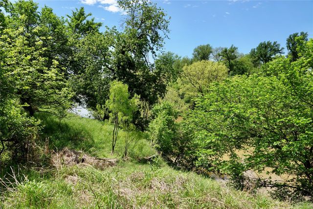 588 S County Rd 430, Goldthwaite, TX 76844