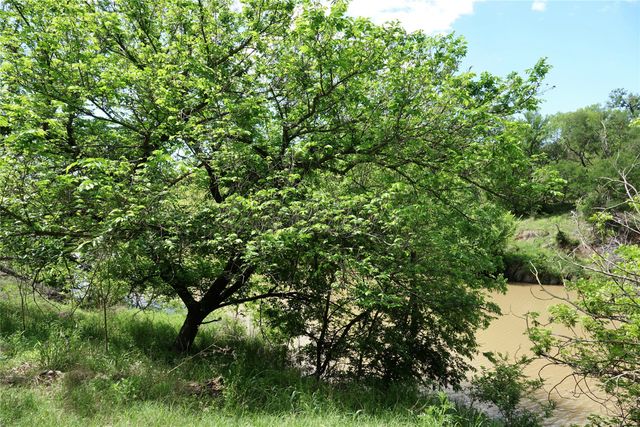 588 S County Rd 430, Goldthwaite, TX 76844
