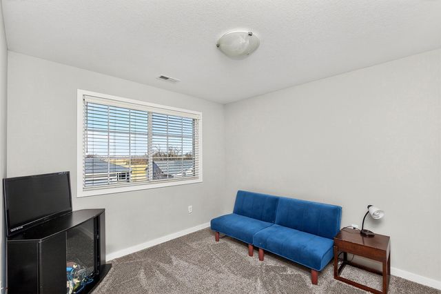 436 W High Road, Norwalk, IA 50211