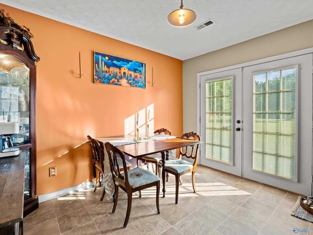 39 Old Somerville Road SE, Decatur, AL 35603