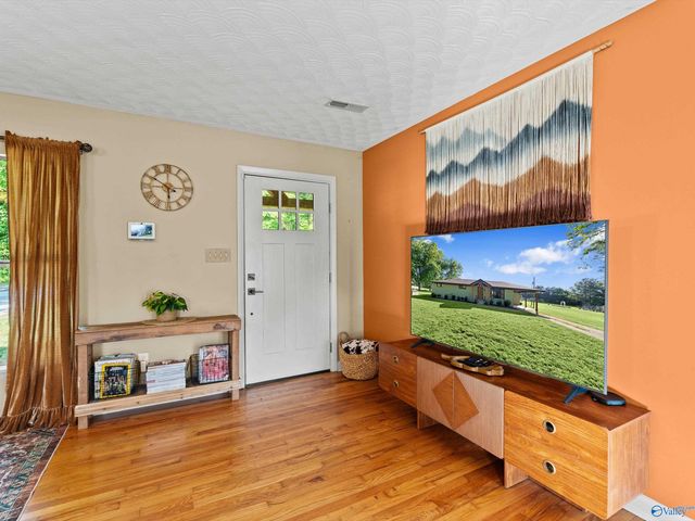 39 Old Somerville Road SE, Decatur, AL 35603