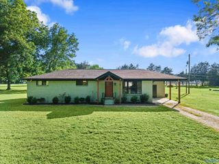 39 Old Somerville Road SE, Decatur, AL 35603