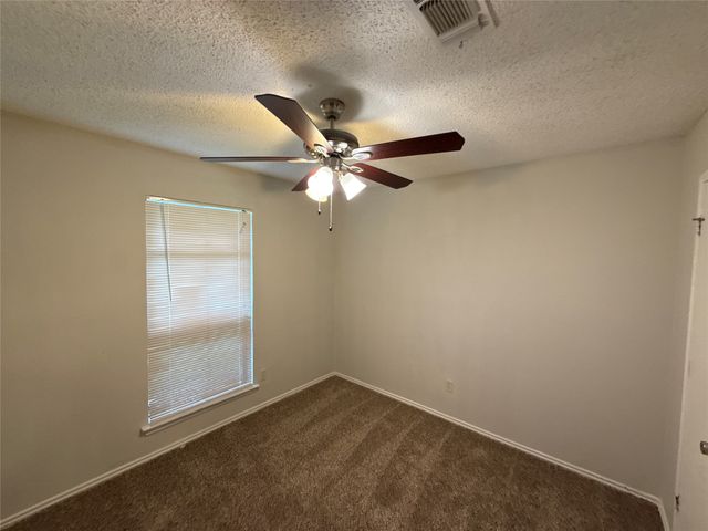 221 Arnold Street, Crowley, TX 76036