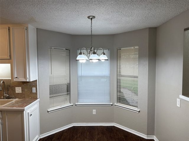 221 Arnold Street, Crowley, TX 76036