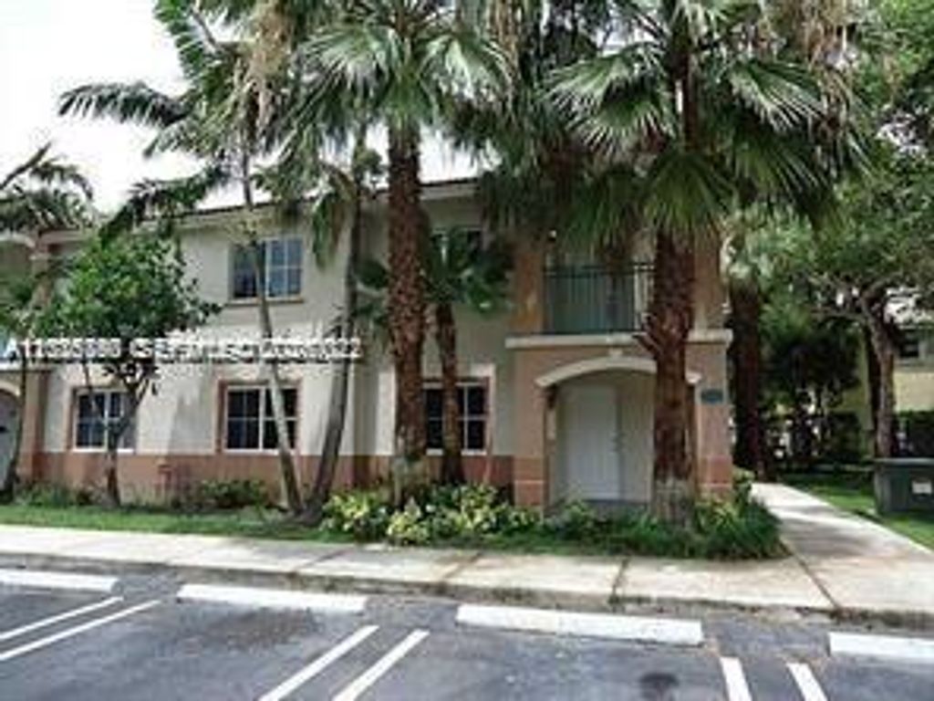 1241 SE 29th St 203-27, Homestead, FL 33035