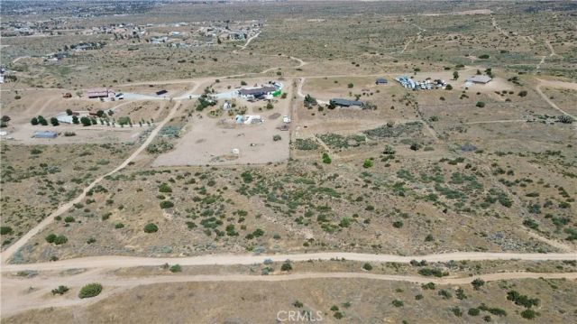 8001 Johnson, Phelan, CA 92371