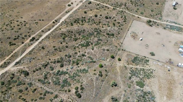 8001 Johnson, Phelan, CA 92371
