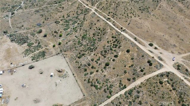 8001 Johnson, Phelan, CA 92371