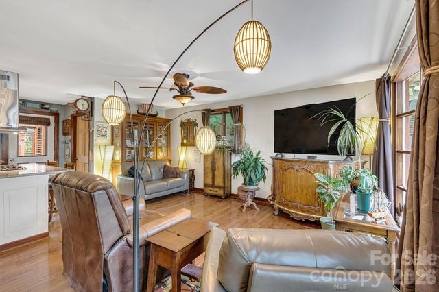 7697 Katherine Drive, Denver, NC 28037