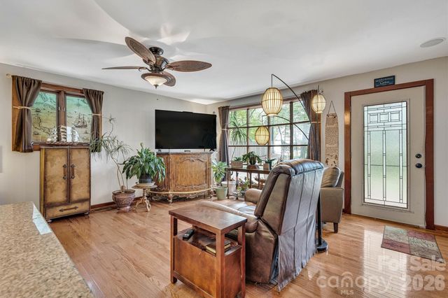 7697 Katherine Drive, Denver, NC 28037