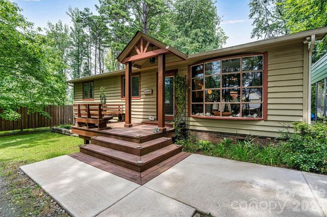 7697 Katherine Drive, Denver, NC 28037
