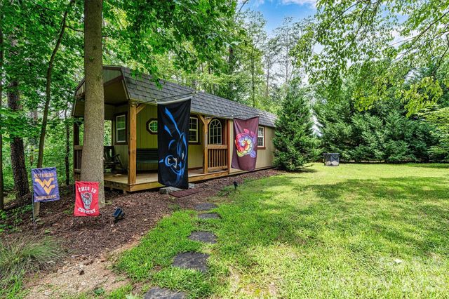 7697 Katherine Drive, Denver, NC 28037