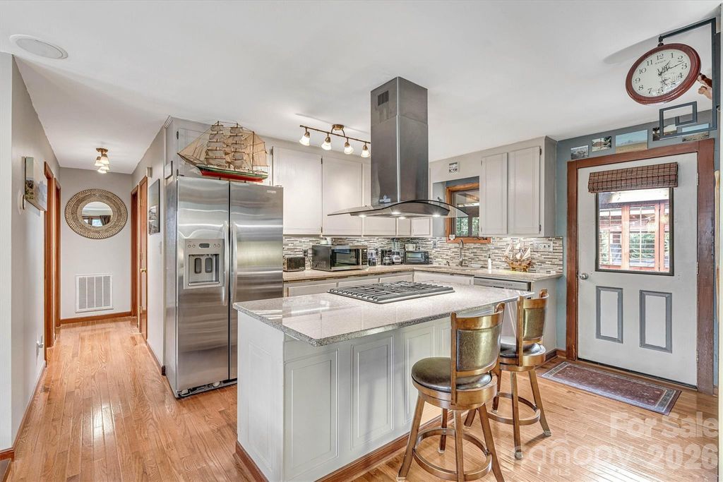 7697 Katherine Drive, Denver, NC 28037