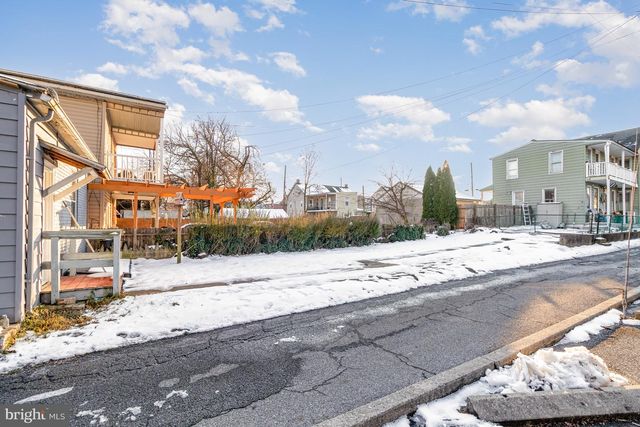 521 N 10TH ST, Lebanon, PA 17046