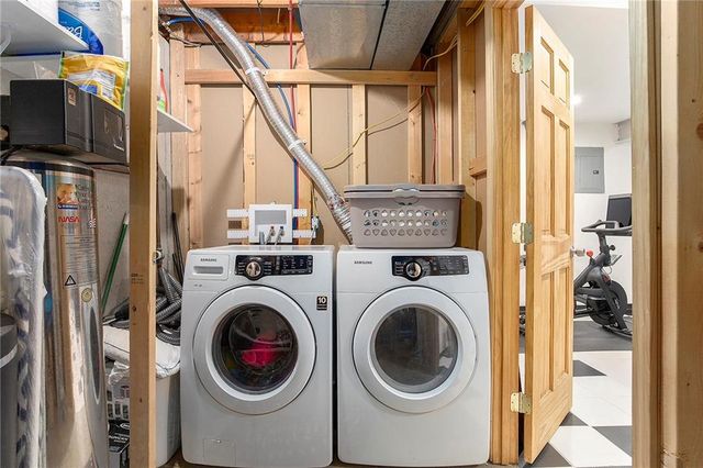 5420 NE Rainbow Court, Lee's Summit, MO 64064