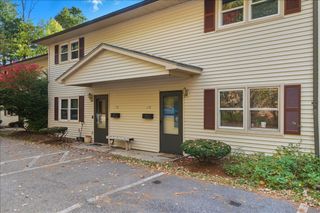86 Pinecrest Dr Unit 11C, Essex Junction, VT 05452