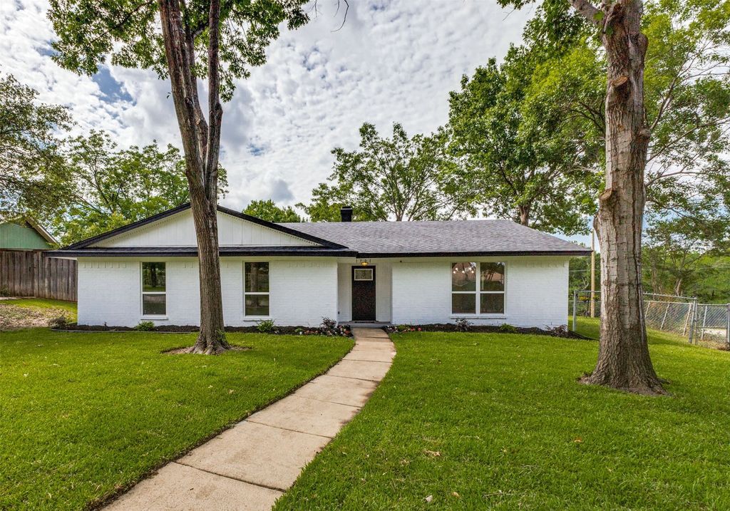 1701 Woodlawn Parkway, Mesquite, TX 75149