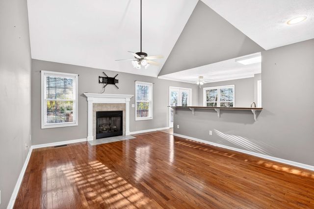 2912 Greentree Dr, Smyrna, TN 37167