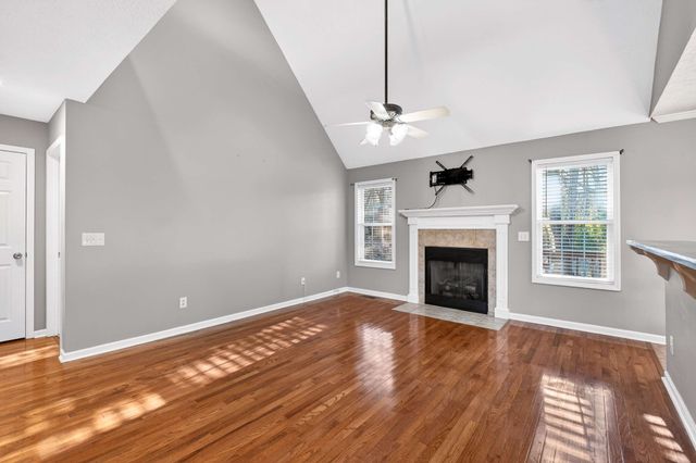 2912 Greentree Dr, Smyrna, TN 37167