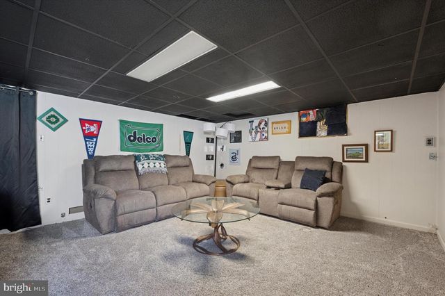 555 GRAND AVE, Havertown, PA 19083