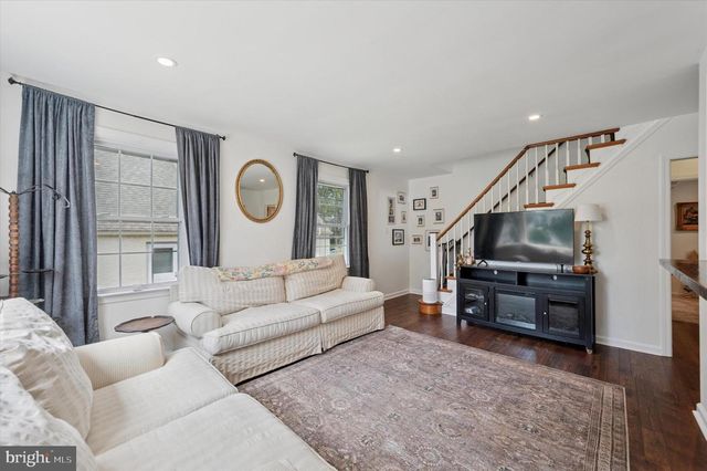555 GRAND AVE, Havertown, PA 19083