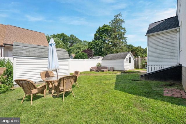 555 GRAND AVE, Havertown, PA 19083