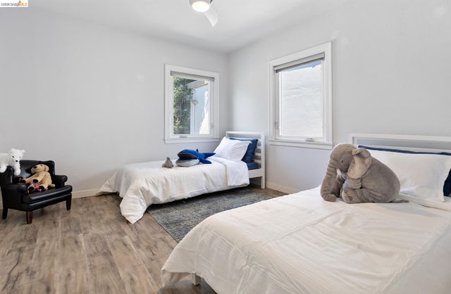 2214 Curtis St, Berkeley, CA 94702