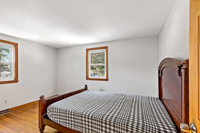 20 Montclair Ave, Pembroke, MA 02359