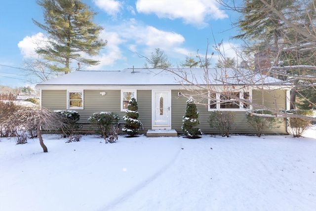 20 Montclair Ave, Pembroke, MA 02359