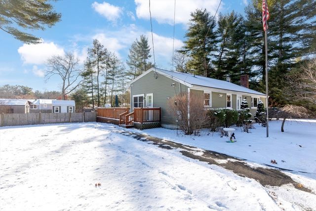 20 Montclair Ave, Pembroke, MA 02359