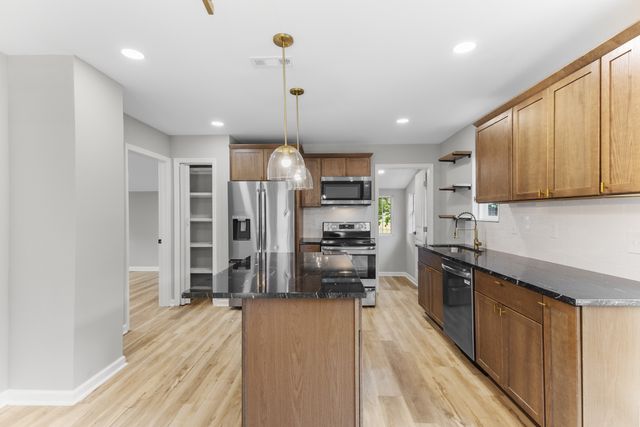 2301 Saint Louis St, Nashville, TN 37208