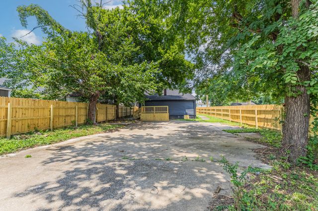 2301 Saint Louis St, Nashville, TN 37208