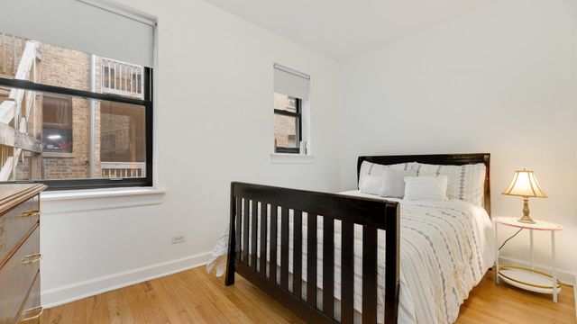 1850 W LUNT Avenue 2, Chicago, IL 60626