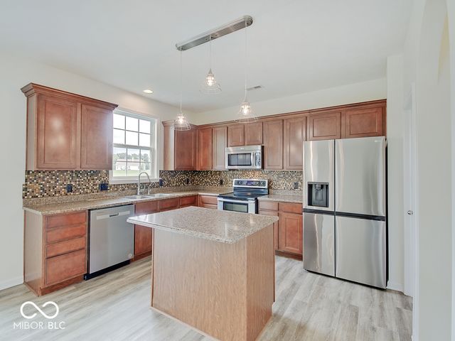 3467 Limelight Lane, Whitestown, IN 46075