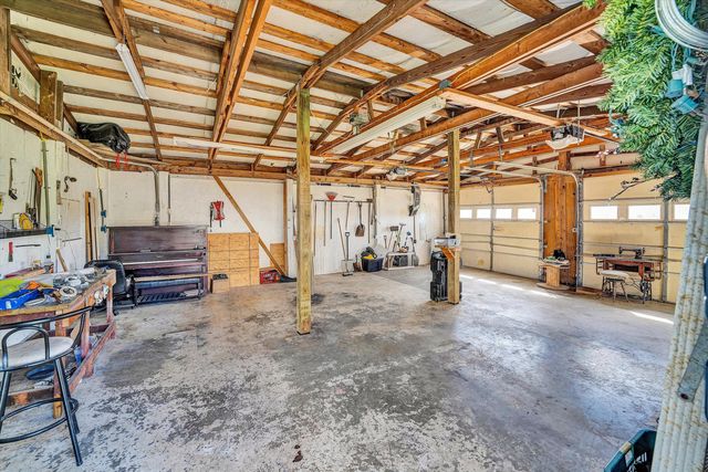 5555 DOE RUN RD, Rocky Mount, VA 24151