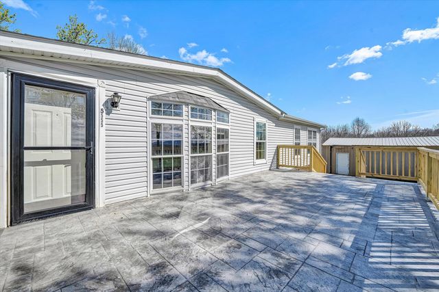 5555 DOE RUN RD, Rocky Mount, VA 24151