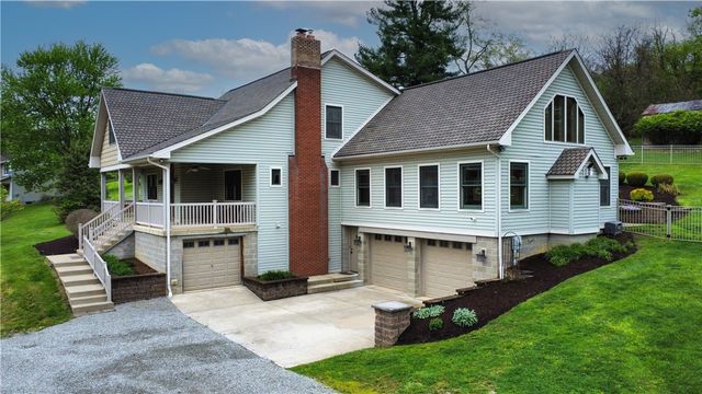 657 Lakeview Dr, South Strabane, PA 15301