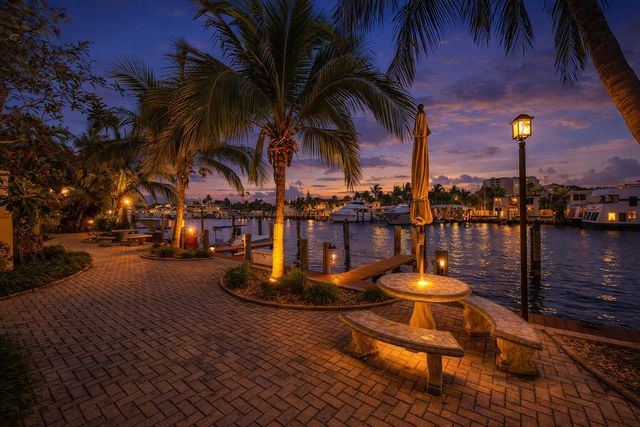 815 Middle River Drive 115, Fort Lauderdale, FL 33304