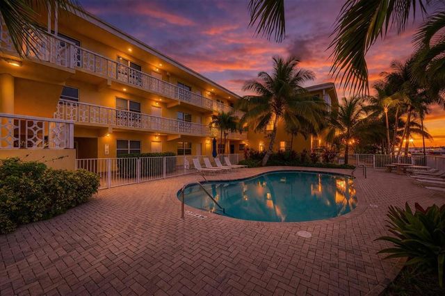 815 Middle River Drive 115, Fort Lauderdale, FL 33304