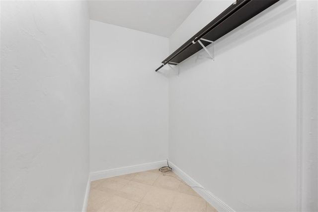 815 Middle River Drive 115, Fort Lauderdale, FL 33304