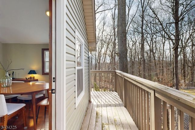 319 Midway Dr, Vernon Twp., NJ 07422